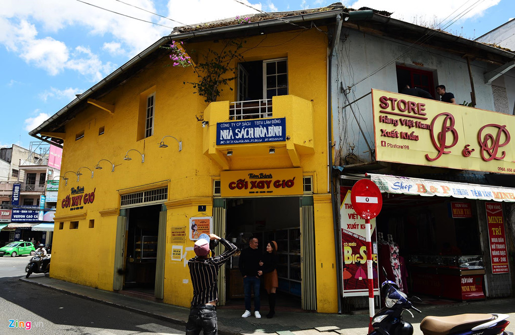 Hiện trạng khu trung tâm Hòa Bình sắp bị phá bỏ của Đà Lạt