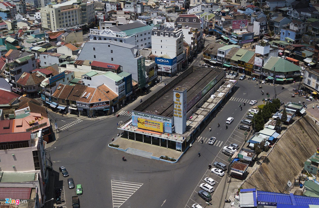 Hiện trạng khu trung tâm Hòa Bình sắp bị phá bỏ của Đà Lạt