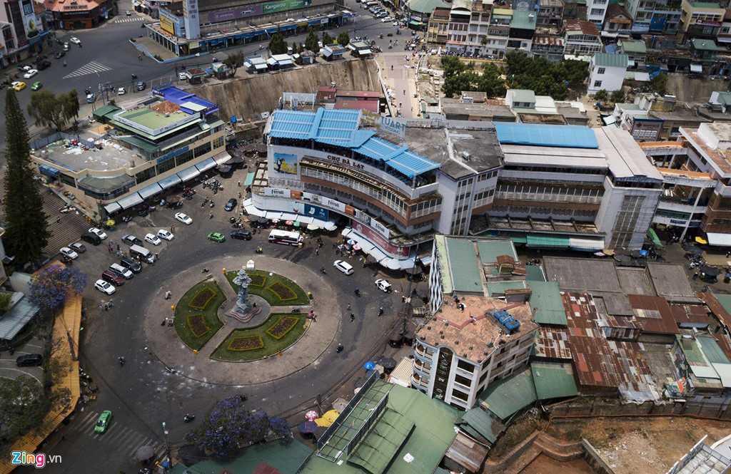 Hiện trạng khu trung tâm Hòa Bình sắp bị phá bỏ của Đà Lạt