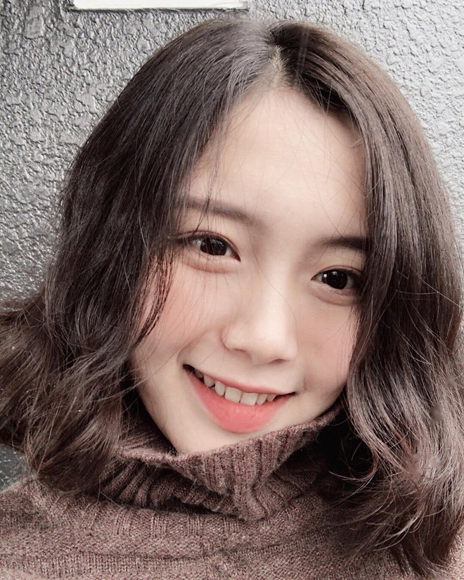 Nụ cười rạng rỡ, xinh tự nhiên không cần diễn sâu của 9X Hà Thành