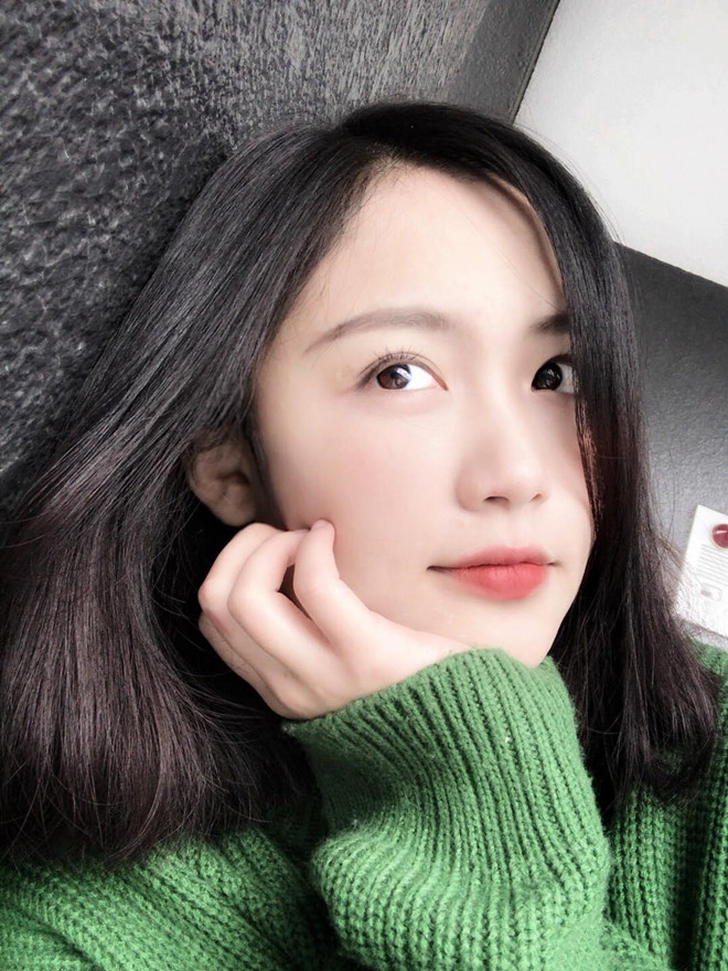 Nụ cười rạng rỡ, xinh tự nhiên không cần diễn sâu của 9X Hà Thành