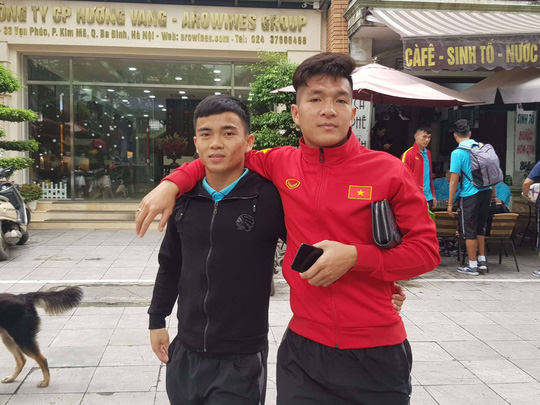 Vì sao bị loại, Tiến Linh vẫn được HLV Park Hang-seo giữ lại