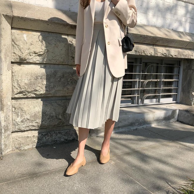 4 kiểu giày bệt hot nhất năm nay: đã dễ đi còn max xinh, diện với đồ gì cũng đẹp