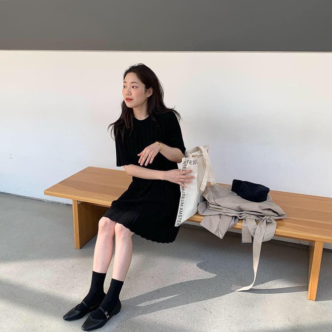 4 kiểu giày bệt hot nhất năm nay: đã dễ đi còn max xinh, diện với đồ gì cũng đẹp