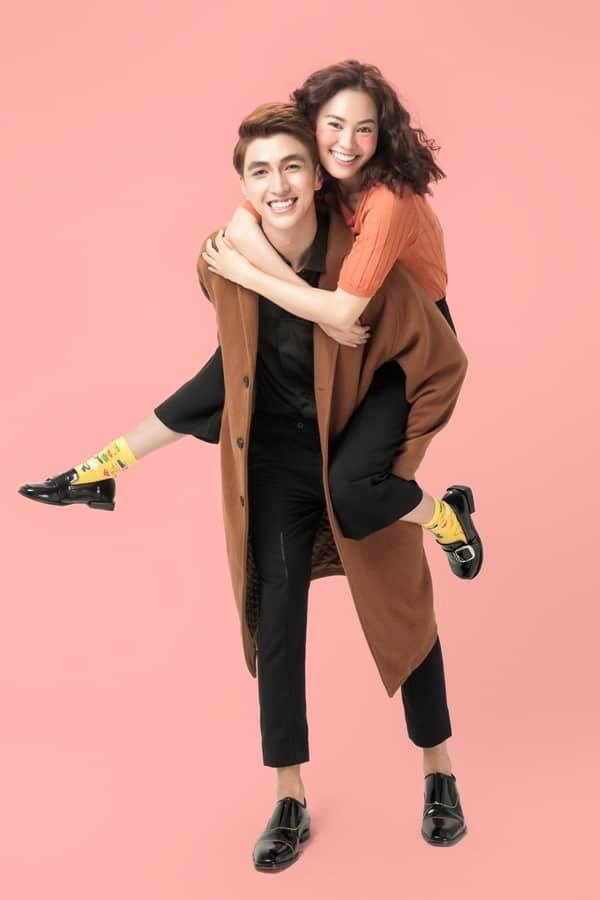 Bình An không dám cho bạn gái Á hậu xem cảnh nóng với máy bay 8X