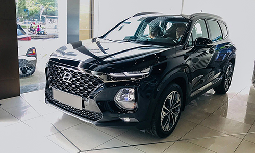 Náo nhiệt cuộc đua giá SUV 7 chỗ tại Việt Nam Náo nhiệt cuộc đua giá SUV 7 chỗ tại Việt Nam