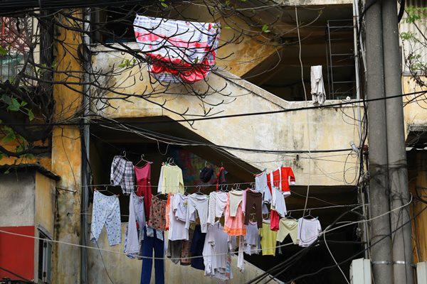 Mẹo giặt quần áo đỉnh cao trời nồm ẩm đến đâu vẫn thơm tho sạch sẽ