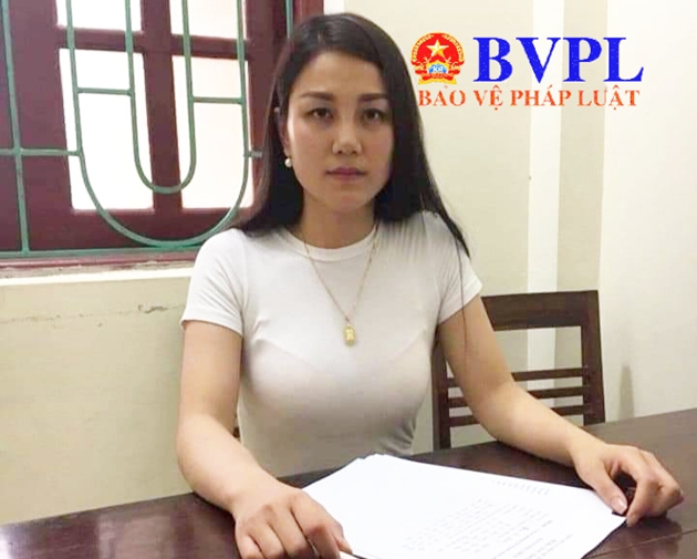 Bắt quả tang một hotgirl ăn trộm vàng ở Điện Biên