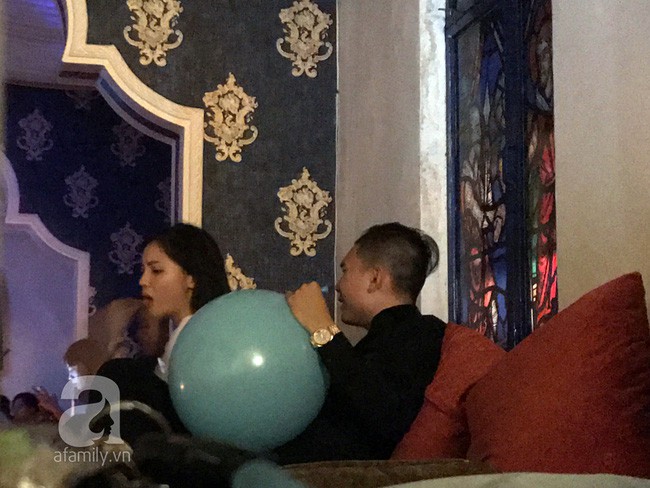 Không ngại bị nhắc lại scandal trong quá khứ, Kỳ Duyên đáp trả khi được hỏi: Hút bóng cười có tệ nạn không?