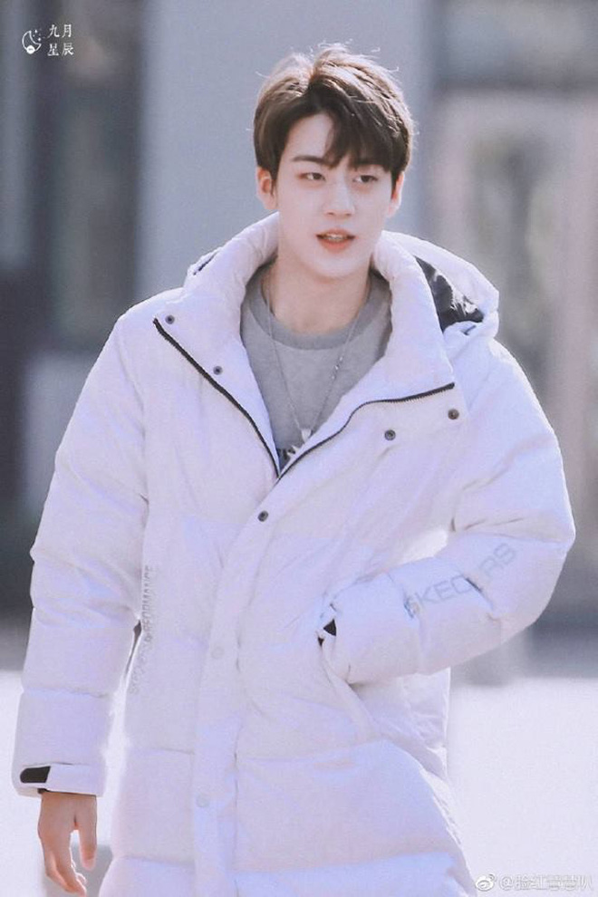 Đẹp trai đến nỗi đăng ảnh tự dìm nhưng vẫn không chìm, đây là anh chàng đang được xin link nhiều nhất Facebook