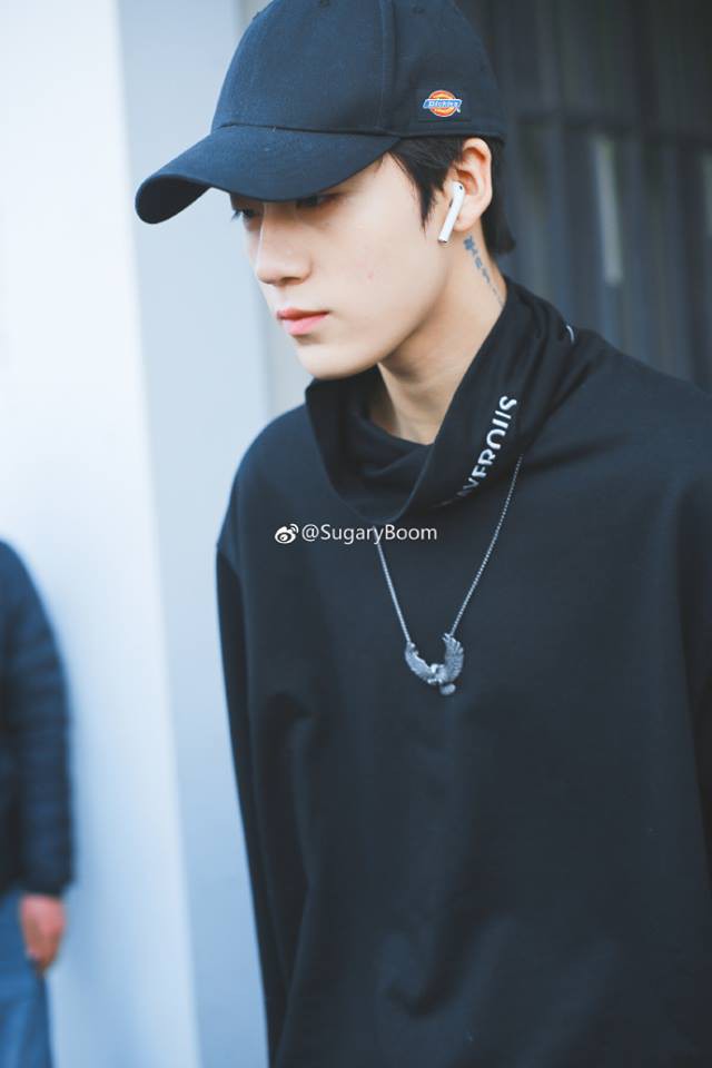 Đẹp trai đến nỗi đăng ảnh tự dìm nhưng vẫn không chìm, đây là anh chàng đang được xin link nhiều nhất Facebook