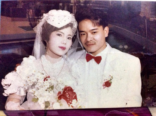 Lục được đống ảnh cưới ngày xưa của bố mẹ, dân tình thi nhau khoe như của báu