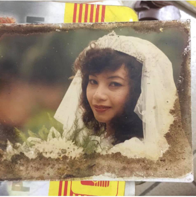 Lục được đống ảnh cưới ngày xưa của bố mẹ, dân tình thi nhau khoe như của báu