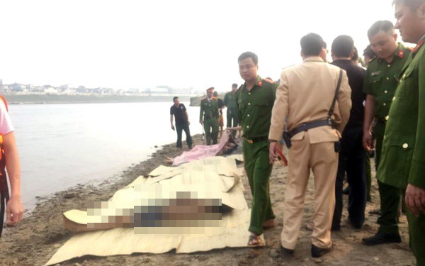 Hiện trường đau lòng vụ 8 học sinh tử vong ở Hòa Bình