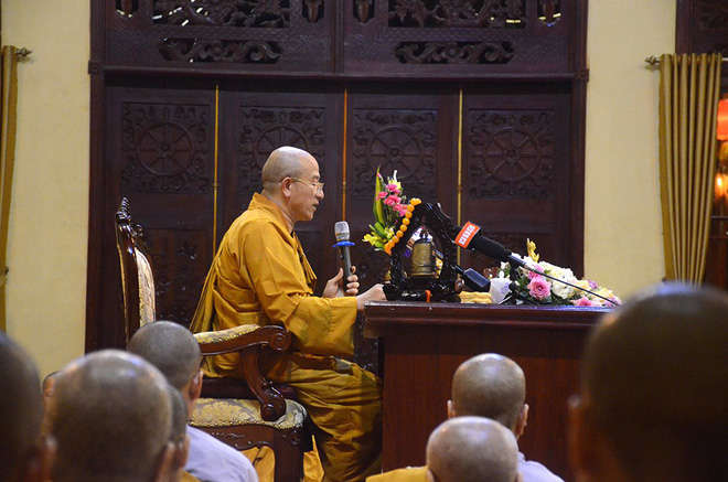 Trụ trì chùa Ba Vàng xác nhận có giải vong báo oán nhưng là tự nguyện, không ép buộc hay hù dọa