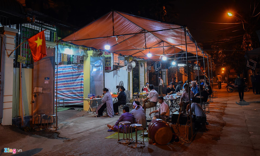 Trắng đêm lo hậu sự ở xóm nhỏ có 8 học sinh chết đuối