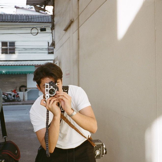 Nine Naphat của Friend Zone: xứng danh nam thần, chỉ ăn mặc đơn giản mà lúc nào cũng bảnh bao, quyến rũ chết người