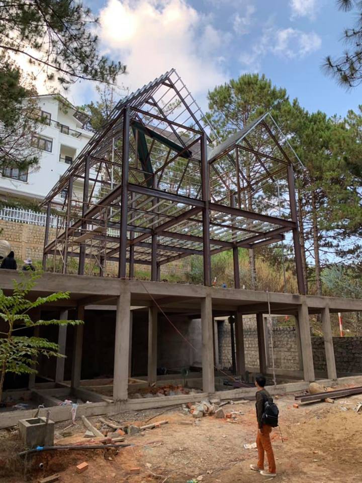 Hết được ông xã nịnh đầm, Phan Như Thảo lại tiếp tục gây choáng khi khoe quà khủng từ chồng đại gia hơn 26 tuổi