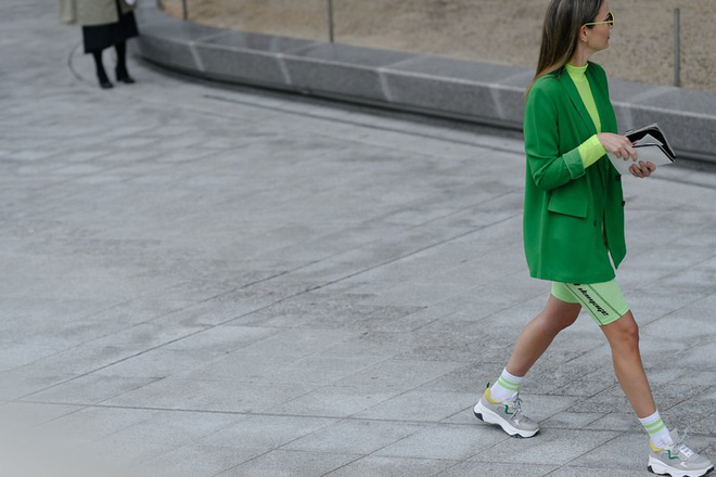 Khi cả Vbiz không còn đoái hoài Seoul Fashion Week thì học trò của Võ Hoàng Yến lại ghi điểm tại đây khi được lên hẳn Vogue Mỹ Khi cả Vbiz không còn đoái hoài Seoul Fashion Week thì học trò của Võ Hoàng Yến lại ghi điểm tại đây khi được lên hẳn Vogue Mỹ