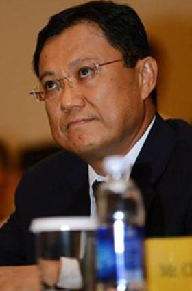 Một nhà đồng sáng lập Thế giới Di động từ nhiệm