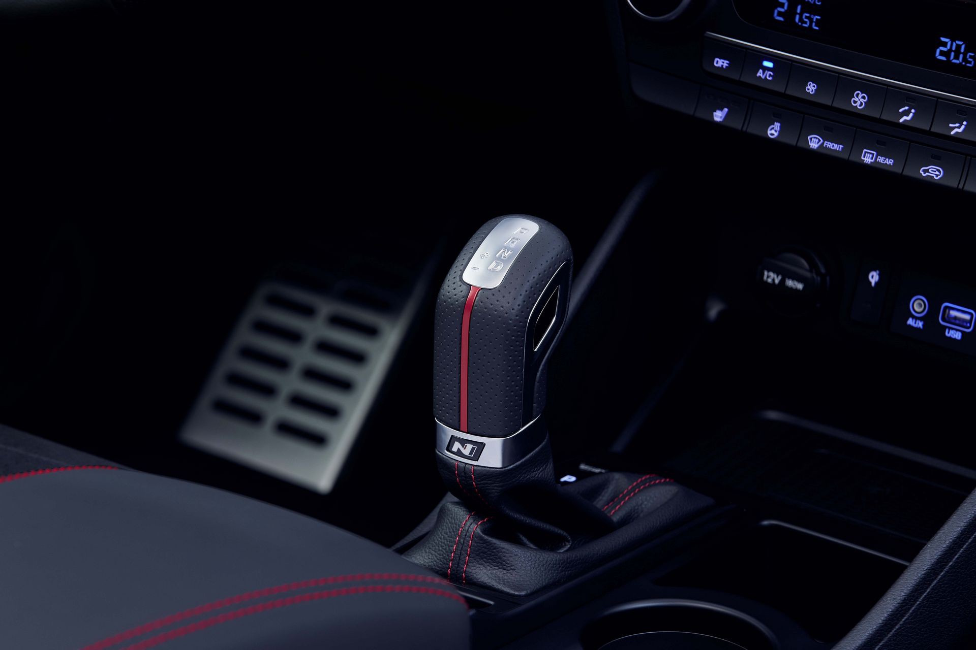 Hyundai Tucson tung bản thể thao, bỏ xa Honda CR-V