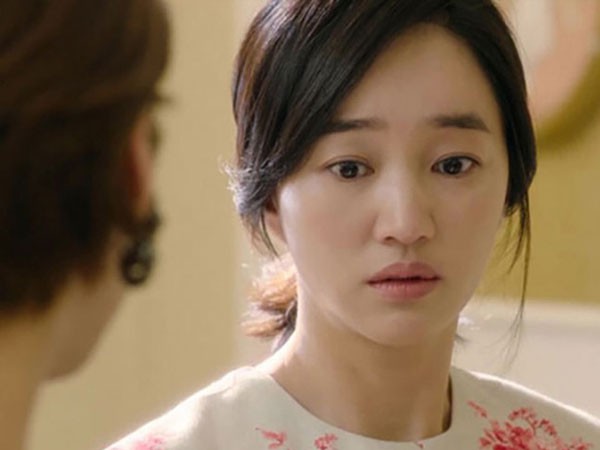 Mẹ chồng bảo đưa 1 triệu chỉ để mua lễ cúng rằm, tôi chết sững người khi nhìn thấy những thứ bà rước về nhà