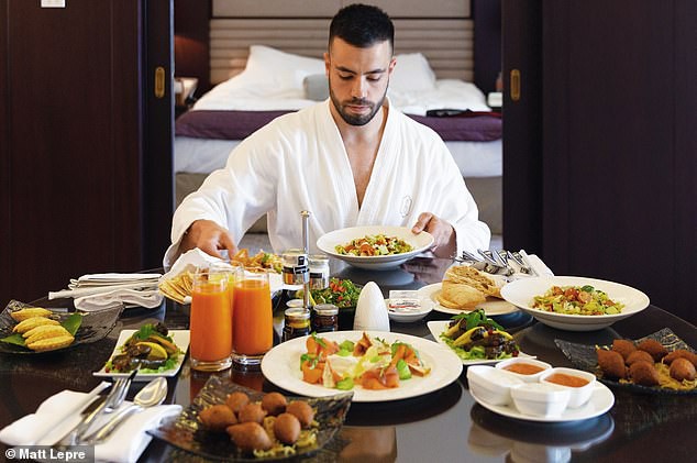 Tỷ phú Úc tuyển trợ lý: Trả lương tiền tỷ, được chu du khắp thế giới với phúc lợi như mơ nếu đạt vài yêu cầu không quá khó