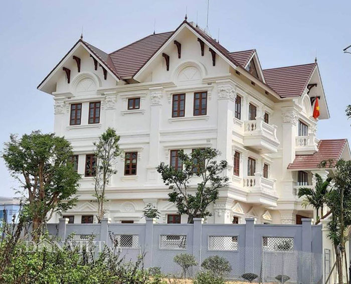 Choáng trước những biệt thự siêu sang tại Quảng Bình