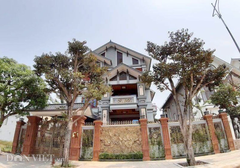 Choáng trước những biệt thự siêu sang tại Quảng Bình