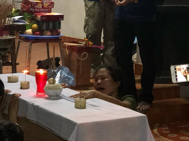 Vụ 8 nam sinh đuối nước: Bố con tôi chưa được ăn cơm chung với nhau