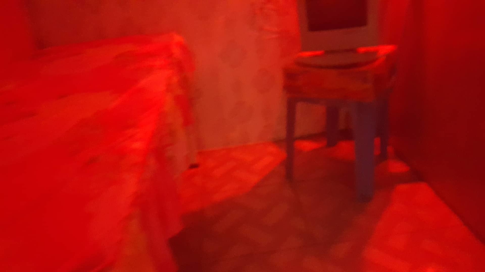 Bình luận 150 ngàn và 15 phút tới bến của quý ông trong quán mát-xa