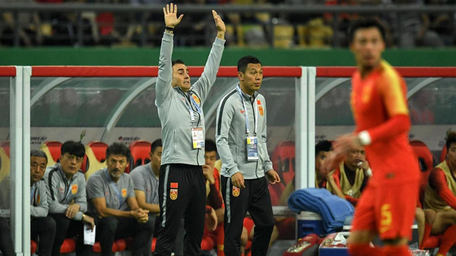 Fan Trung Quốc đòi giải tán đội nhà sau thất bại xấu hổ trước Thái Lan