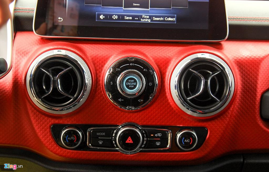 Cận cảnh SUV Trung Quốc BAIC BJ40 mới đổ bộ VN, giá 900 triệu Cận cảnh SUV Trung Quốc BAIC BJ40 mới đổ bộ VN, giá 900 triệu