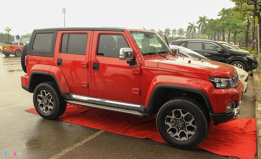 Cận cảnh SUV Trung Quốc BAIC BJ40 mới đổ bộ VN, giá 900 triệu