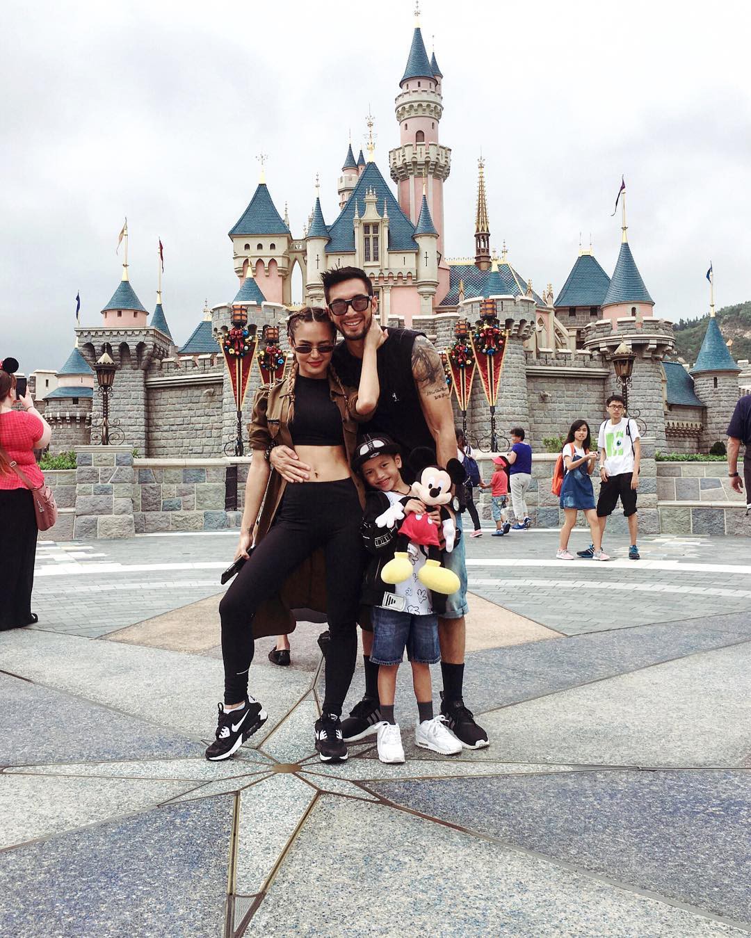 Chị gái cầu thủ Brunei giàu nhất thế giới đã xinh đẹp, sang chảnh lại còn có bí quyết thần thánh về cuộc hôn nhân đáng mơ ước