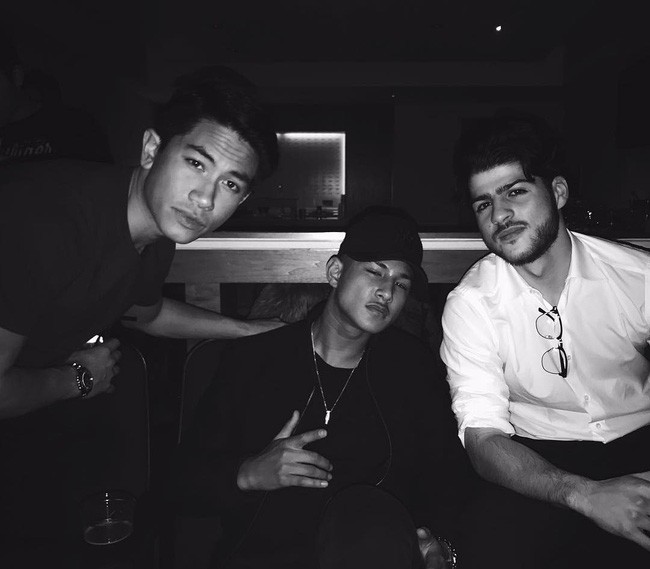 Đội trưởng cực phẩm của đội tuyển Brunei: Là hoàng tử kế vị ngôi vương, sở hữu khối tài sản trị giá 461 nghìn tỷ