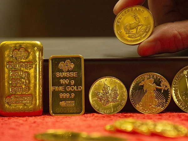 Giá vàng hôm nay 23/3: Chạm mức cao nhất 3 tuần