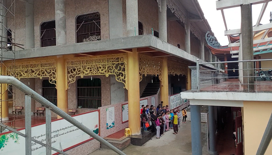 Cận cảnh nơi thỉnh vong, giải nghiệp tại chùa Ba Vàng