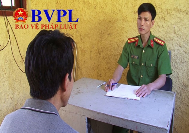 Chạm mặt 2 đối tượng hiếp dâm và vợ Bùi Văn Công trong trại giam