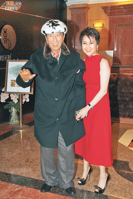 Thâm cung nội chiến phiên bản vua sòng bài Macau: 4 bà vợ tranh từng hào, 17 người con tài giỏi đi liền với tai tiếng