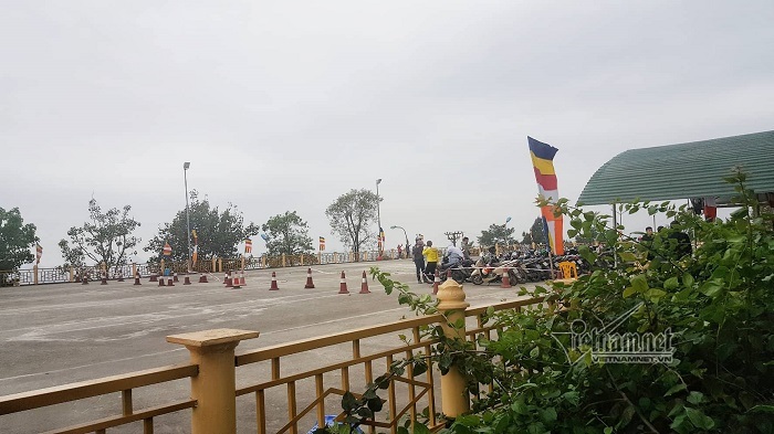 Chùa Ba Vàng đột ngột ngừng gọi vong, cúng oan gia trái chủ