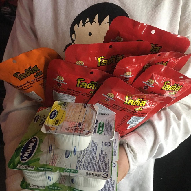 Chuyện về những anh sếp của năm: Sinh nhật nhân viên 23 tuổi tặng 23 cốc trà sữa, diện mạo điển trai lại càng gây choáng ngợp Chuyện về những anh sếp của năm: Sinh nhật nhân viên 23 tuổi tặng 23 cốc trà sữa, diện mạo điển trai lại càng gây choáng ngợp