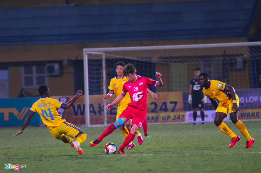 Nguyễn Hoàng Đức - cơn đau đầu của HLV Park Hang-seo