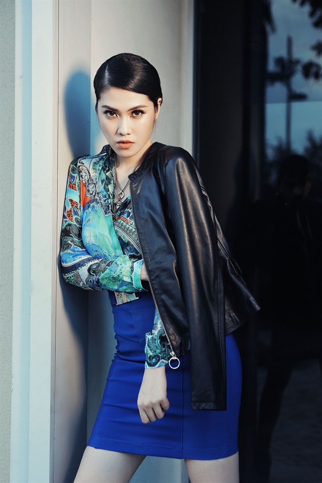 Mỹ nhân đang bị đồn yêu lại từ đầu Vĩnh Thụy: Chân dài 8x mê đồ hiệu, từng dính như sam với trai đẹp 6 múi Song Luân