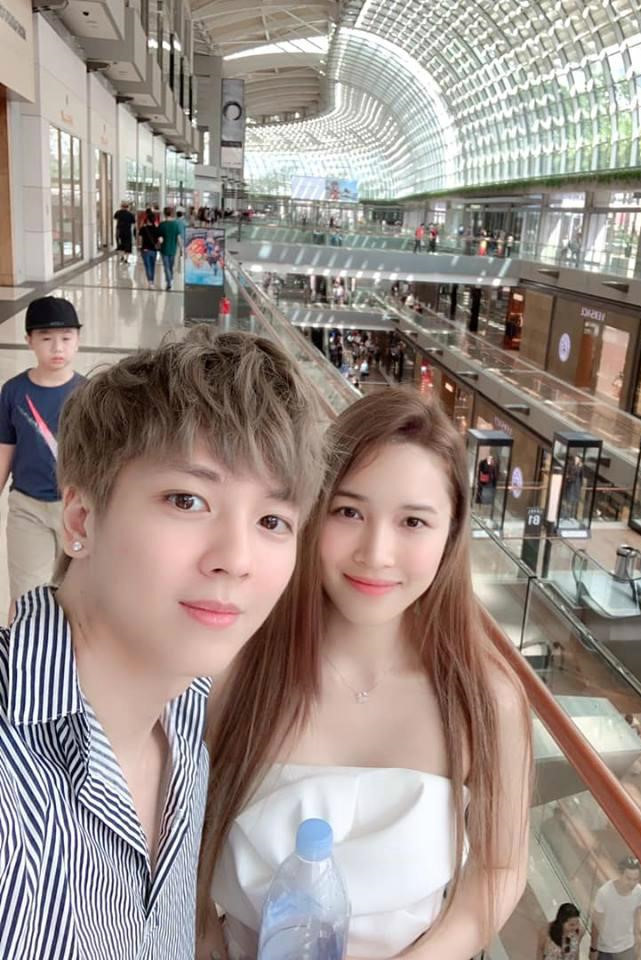 Nam thần tài xế từng gây bão mạng kết hôn với bạn gái xinh đẹp