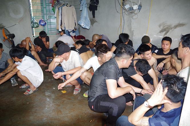 Cận cảnh sới bạc khủng vừa bị công an Hưng Yên triệt phá