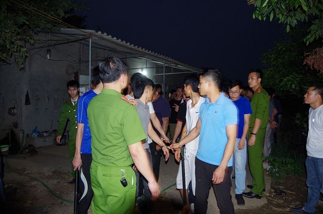 Cận cảnh sới bạc khủng vừa bị công an Hưng Yên triệt phá