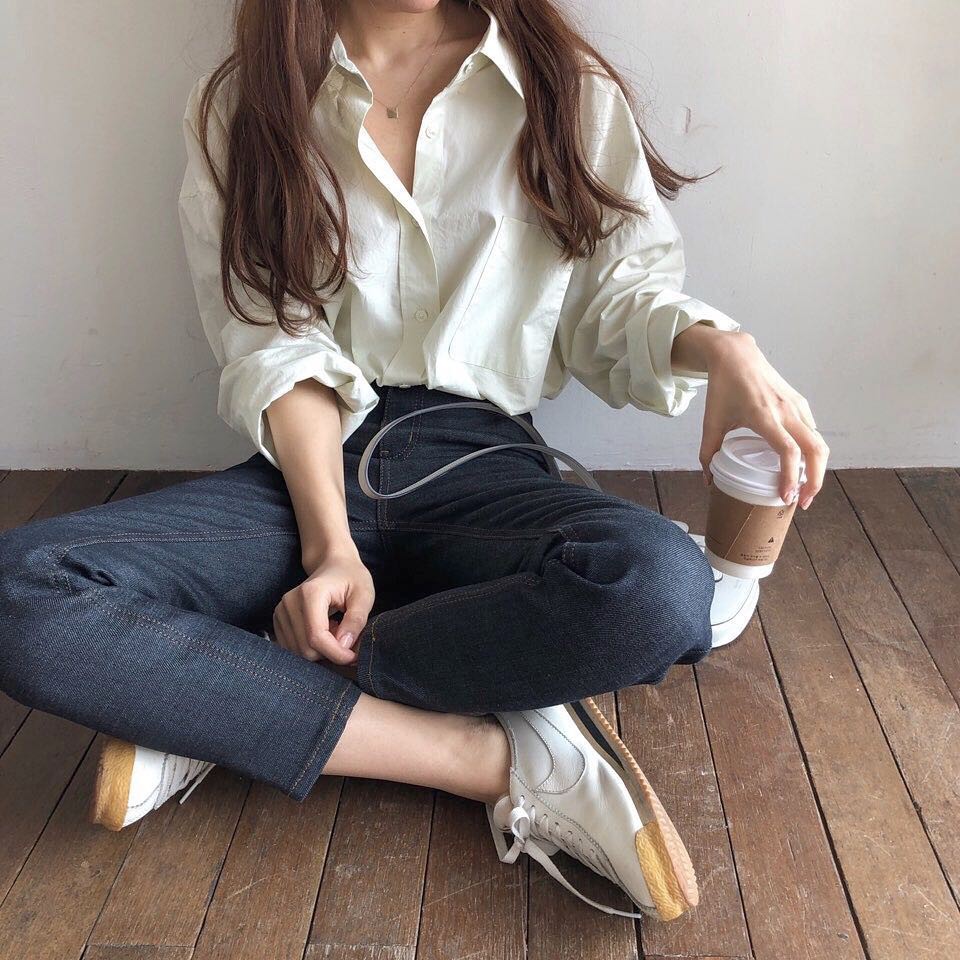 Nếu muốn trẻ hóa phong cách mà vẫn ra dáng quý cô công sở chuyên nghiệp thì bạn đừng bỏ qua 5 items này Nếu muốn trẻ hóa phong cách mà vẫn ra dáng quý cô công sở chuyên nghiệp thì bạn đừng bỏ qua 5 items này