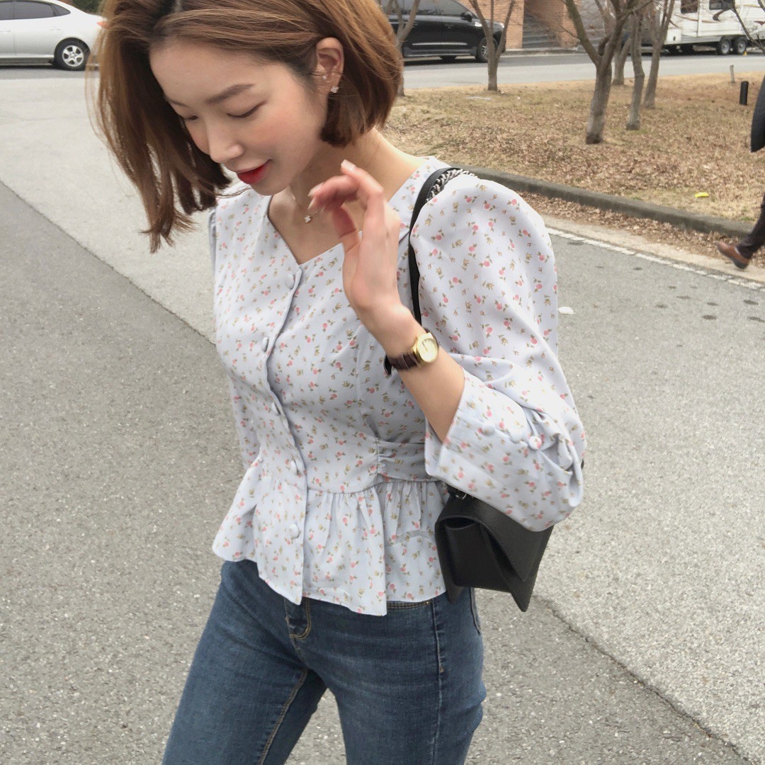 Nếu muốn trẻ hóa phong cách mà vẫn ra dáng quý cô công sở chuyên nghiệp thì bạn đừng bỏ qua 5 items này Nếu muốn trẻ hóa phong cách mà vẫn ra dáng quý cô công sở chuyên nghiệp thì bạn đừng bỏ qua 5 items này