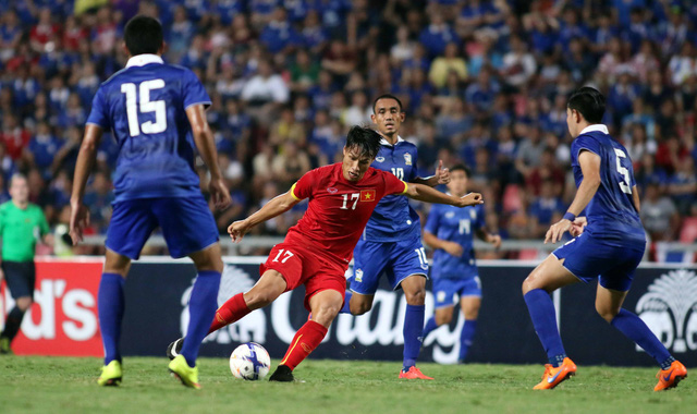 Vì sao cầu thủ U-23 VN mặc áo đấu không có tên sau lưng?